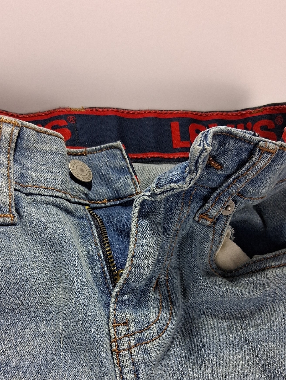 Boys Levi Jeans Size 10 Regular Style 514  Straight-Leg Adjustable Waist - Picture 6 of 9
